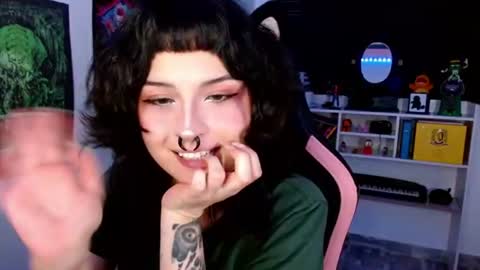 Neena Nyx online show from July 8, 1:10 am