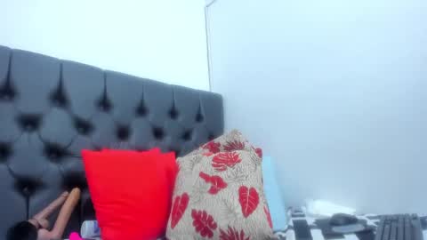 Snapshot of neferet_opal chatting on January 18, 2:14 am neferet_opal online show from January 18, 2:14 am