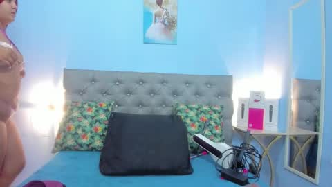 neferet_opal online show from November 15, 12:08 am