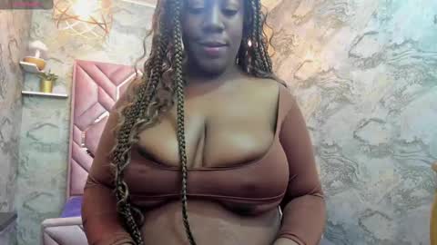 Snapshot of neffertiry_ebonny chatting on September 11, 4:29 pm Nefer online show from September 11, 4:29 pm