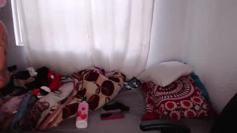 Zoe online show from October 20, 10:49 am