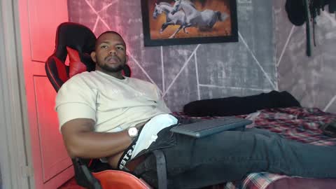 negritomeloso_k18 online show from October 1, 5:41 pm