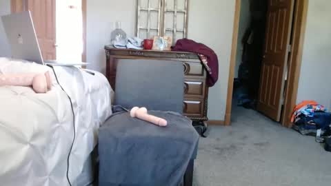 Snapshot of neighborguy4u chatting on June 5, 5:51 pm NEIGHBORGUY4U online show from June 5, 5:51 pm