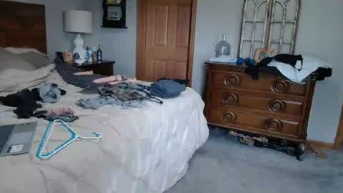 Snapshot of neighborguy4u chatting on June 26, 9:08 pm NEIGHBORGUY4U online show from June 26, 9:08 pm