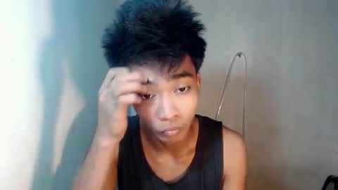neil_asian69 online show from November 19, 9:31 am