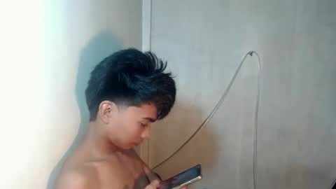 neil_asian69 online show from December 19, 1:01 am