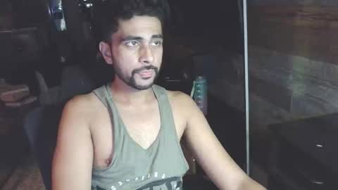 Snapshot of neilsing chatting on November 26, 2:45 am neil online show from November 26, 2:45 am