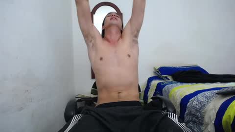 neitan___ online show from February 26, 1:32 am