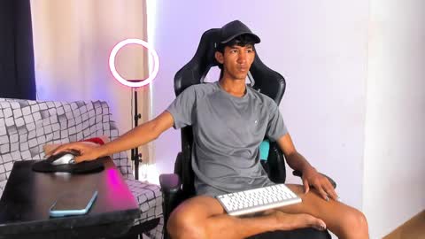 neitan online show from April 22, 12:07 pm