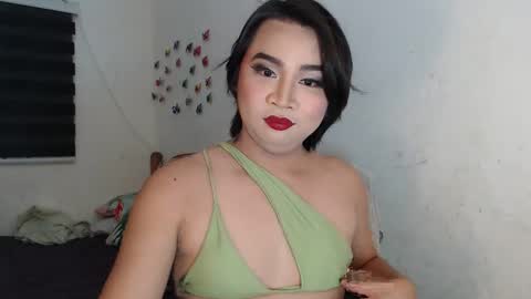 Snapshot of nellathegoodcummer chatting on October 25, 1:51 pm nellathegoodcummer online show from October 25, 1:51 pm