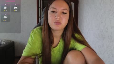 Snapshot of nellyfischer chatting on December 17, 10:12 am Nelly online show from December 17, 10:12 am