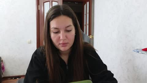 Snapshot of nellyfischer chatting on January 8, 8:27 am Nelly online show from January 8, 8:27 am