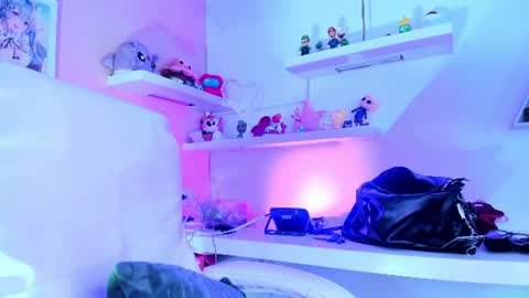 Snapshot of nemesis_castel_ chatting on July 28, 2:24 pm Nemesis online show from July 28, 2:24 pm