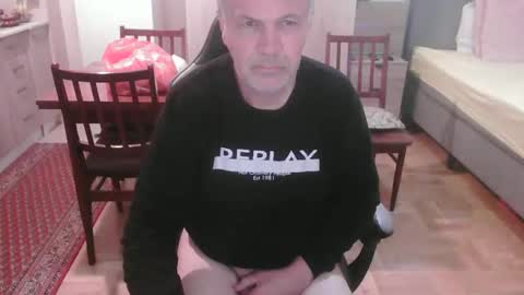 neno89654 online show from May 3, 3:12 am