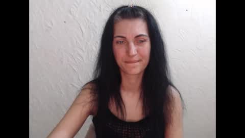 Nensy online show from April 18, 7:07 pm