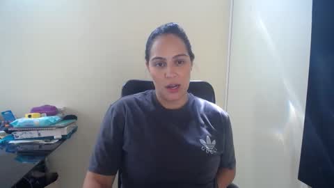 Snapshot of neny445 chatting on January 25, 3:41 pm kelly lopez online show from January 25, 3:41 pm