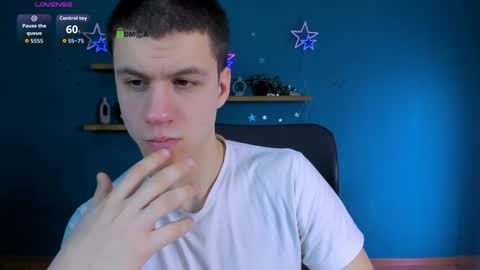 neo_raze_ online show from March 1, 8:00 pm