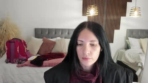 Sarah  online show from February 11, 3:00 am