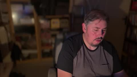 Snapshot of neofleet chatting on October 31, 11:50 pm Alex online show from October 31, 11:50 pm