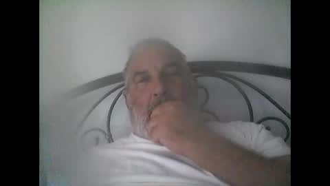 Snapshot of neohiom4f chatting on October 15, 3:34 pm neohiom4f online show from October 15, 3:34 pm