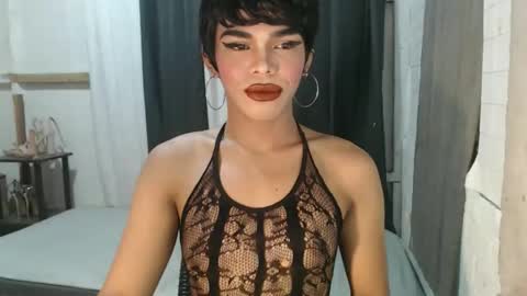 neomi online show from October 28, 8:07 am