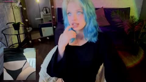 Snapshot of neondollxx chatting on May 24, 8:58 pm Monica online show from May 24, 8:58 pm