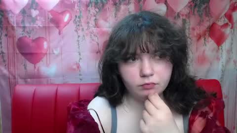 NeonilaLisova online show from April 22, 11:56 am