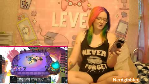 NerdGibbler online show from December 4, 5:33 pm