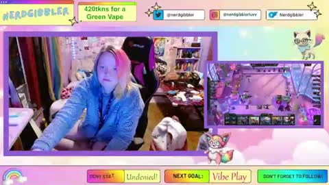 Snapshot of nerdgibbler chatting on June 19, 1:48 pm NerdGibbler online show from June 19, 1:48 pm