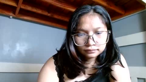 Snapshot of nerdypinaypie chatting on July 17, 12:39 am nerdypinaypie online show from July 17, 12:39 am