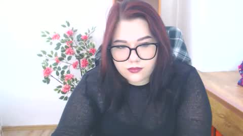 nereia online show from February 25, 8:02 am