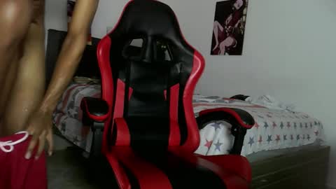 Snapshot of nerek_master chatting on October 28, 7:56 am nerek master online show from October 28, 7:56 am