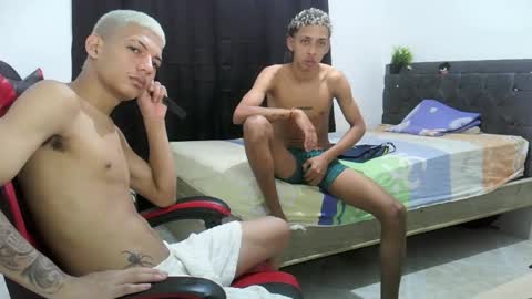 Snapshot of nerek_master chatting on December 18, 7:42 pm nerek master online show from December 18, 7:42 pm