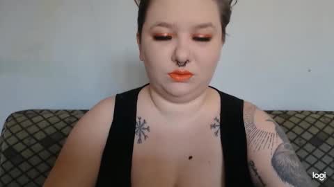 Snapshot of neriphine chatting on January 14, 11:05 am Neriphine online show from January 14, 11:05 am