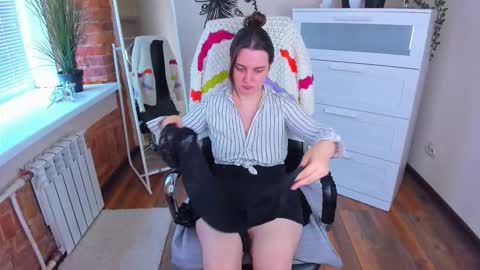 nero_asta online show from September 14, 10:58 am