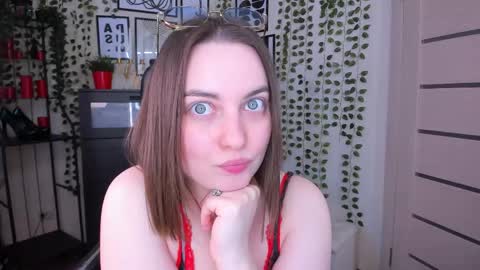 Snapshot of nero_asta chatting on May 1, 2:10 pm nero_asta online show from May 1, 2:10 pm