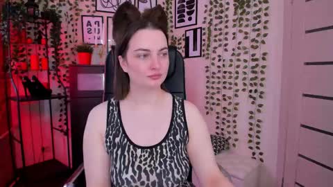Snapshot of nero_asta chatting on May 2, 11:15 am nero_asta online show from May 2, 11:15 am