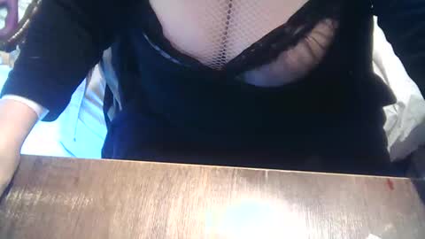 neslihan online show from January 5, 10:08 pm