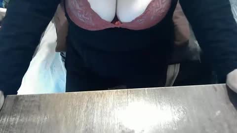 neslihan online show from February 18, 8:47 pm