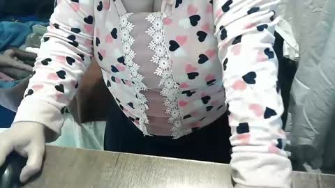 neslihan online show from February 21, 8:49 pm