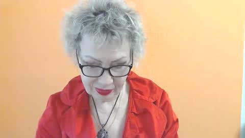NessyJenixs online show from April 19, 8:24 am