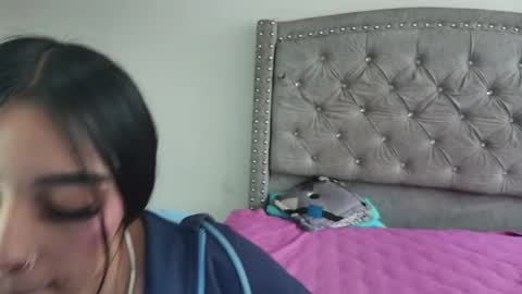 nesuko_kamado online show from October 9, 4:27 pm