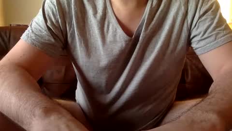 Snapshot of neu242gierig chatting on February 4, 3:36 pm Neu242Gierig online show from February 4, 3:36 pm