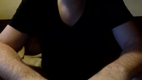 Snapshot of neu242gierig chatting on February 13, 7:03 am Neu242Gierig online show from February 13, 7:03 am