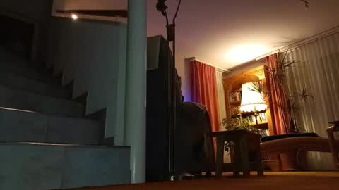 Snapshot of neu4gierig chatting on December 18, 6:46 pm neu4gierig online show from December 18, 6:46 pm