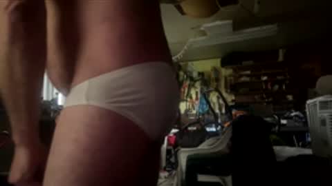 neversaynevrrr online show from April 3, 11:41 am