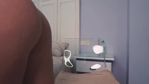 Snapshot of new_dee chatting on July 21, 8:55 pm new dee online show from July 21, 8:55 pm
