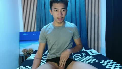 Snapshot of new_jersey_jay chatting on November 30, 5:33 am new_jersey_jay online show from November 30, 5:33 am