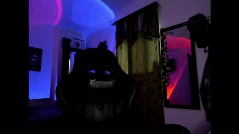 newbigking777 online show from February 23, 10:18 pm