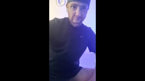 newboytoy38 online show from May 6, 3:06 pm